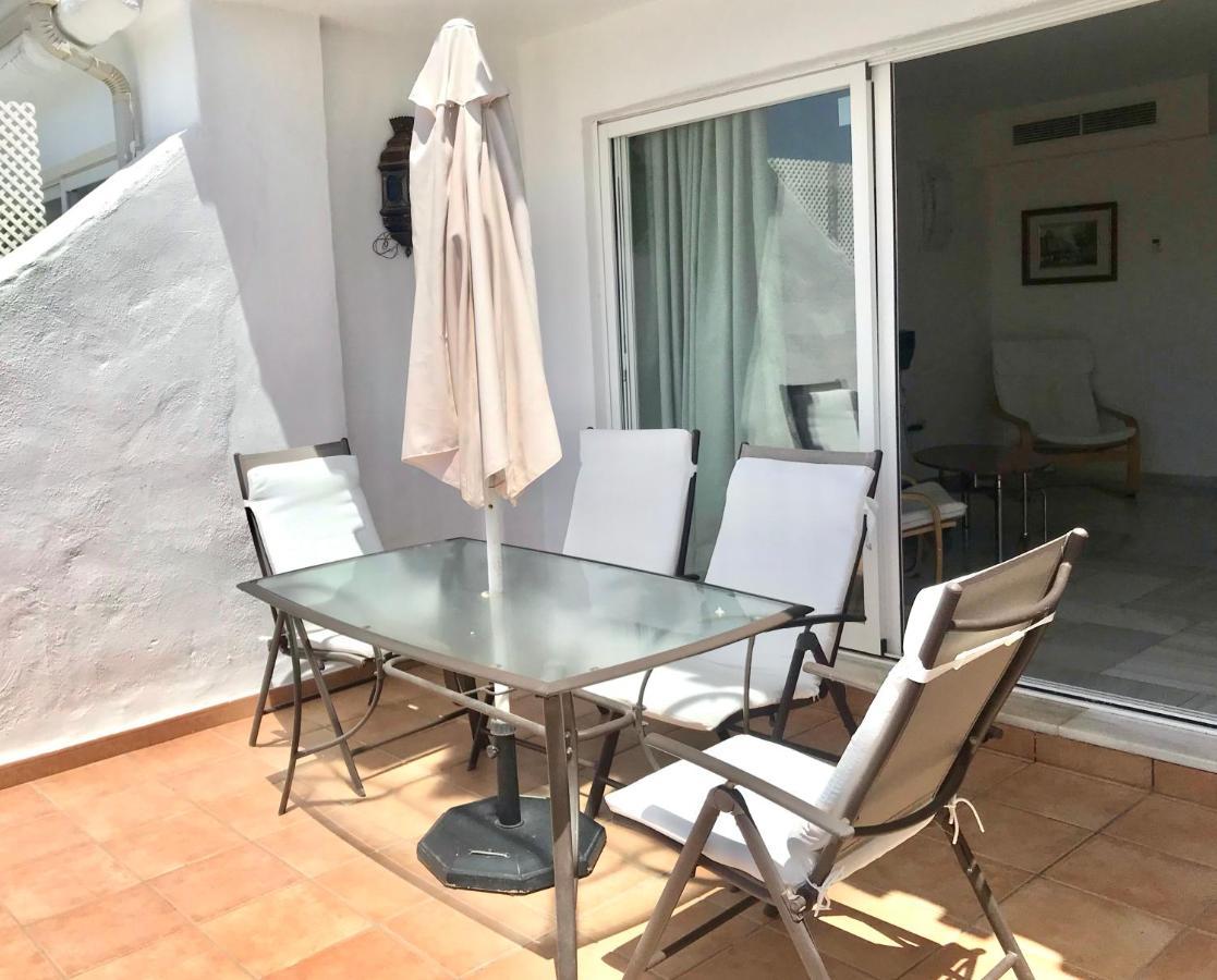 Apartamento En Puerto Marina B32 เบนัลมาเดนา ภายนอก รูปภาพ