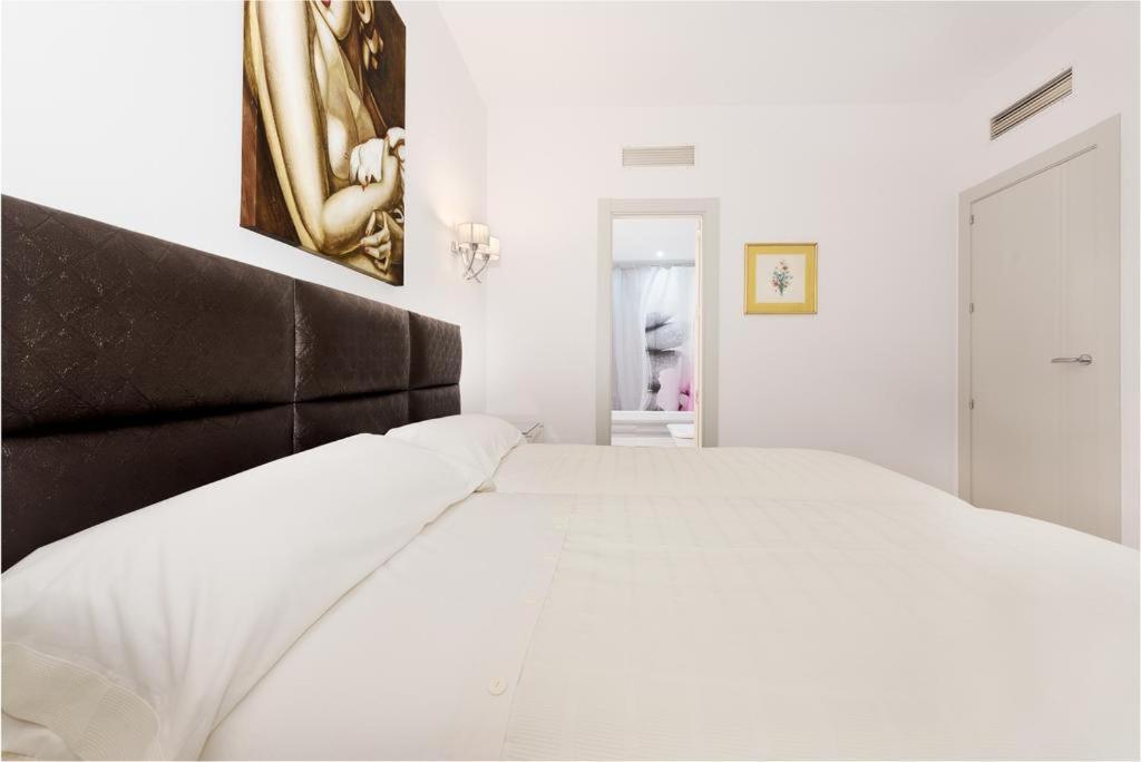 Apartamento En Puerto Marina B32 เบนัลมาเดนา ภายนอก รูปภาพ